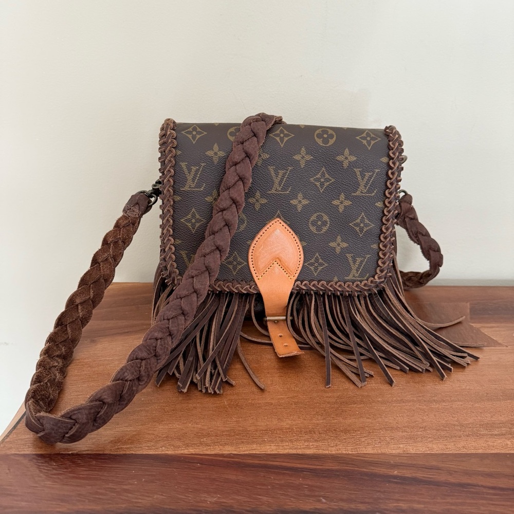 Louis Vuitton Vintage Boho revamp bag